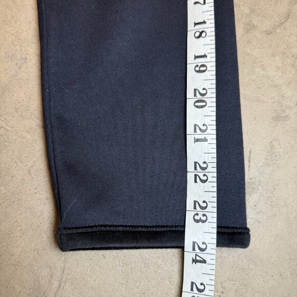 New Balance Black Medium Determination Luxe Layer Long Sleeve 1/4 Zip Jacket - Picture 8 of 8